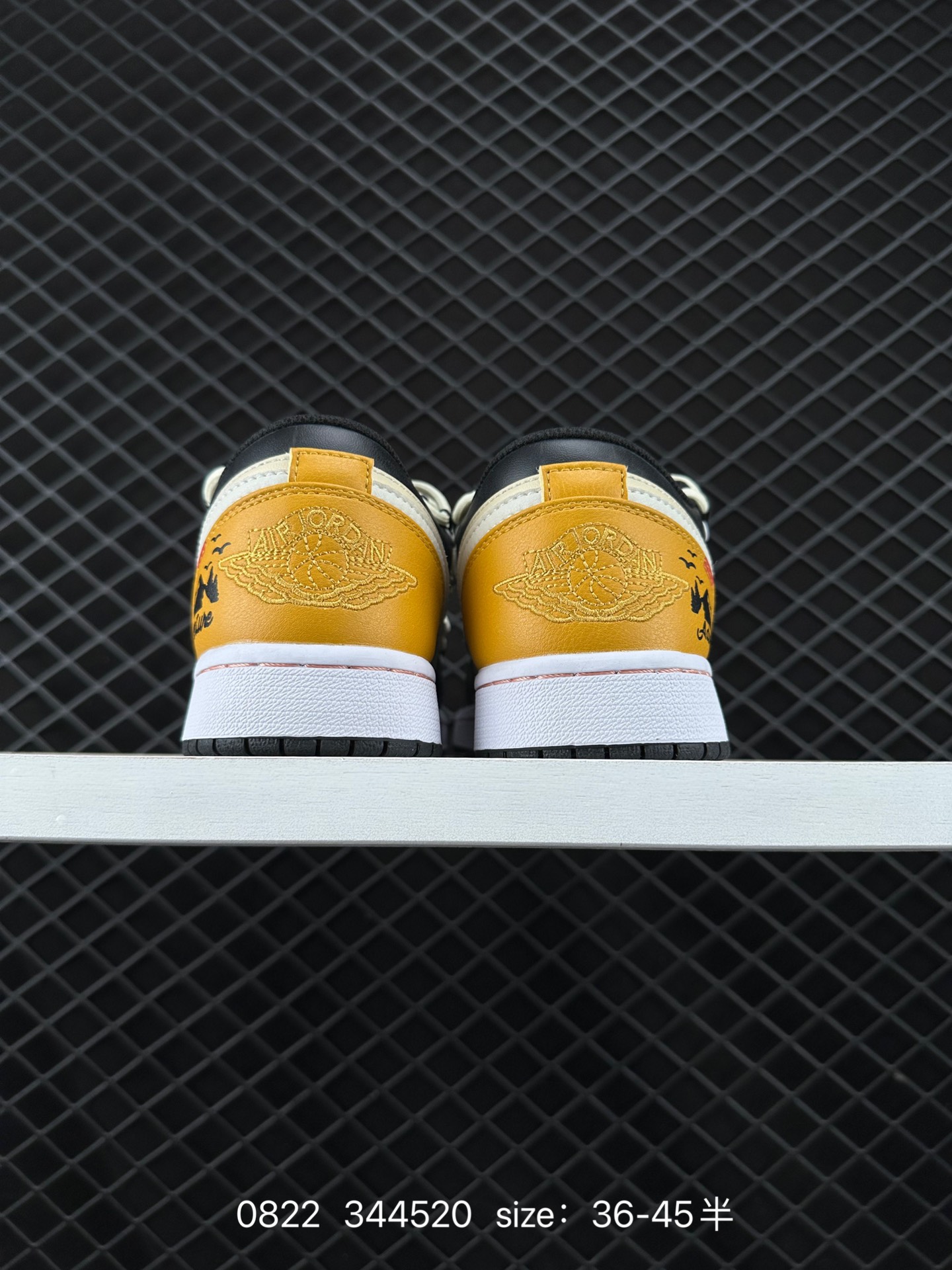 Air Jordan 1 Low AJ1